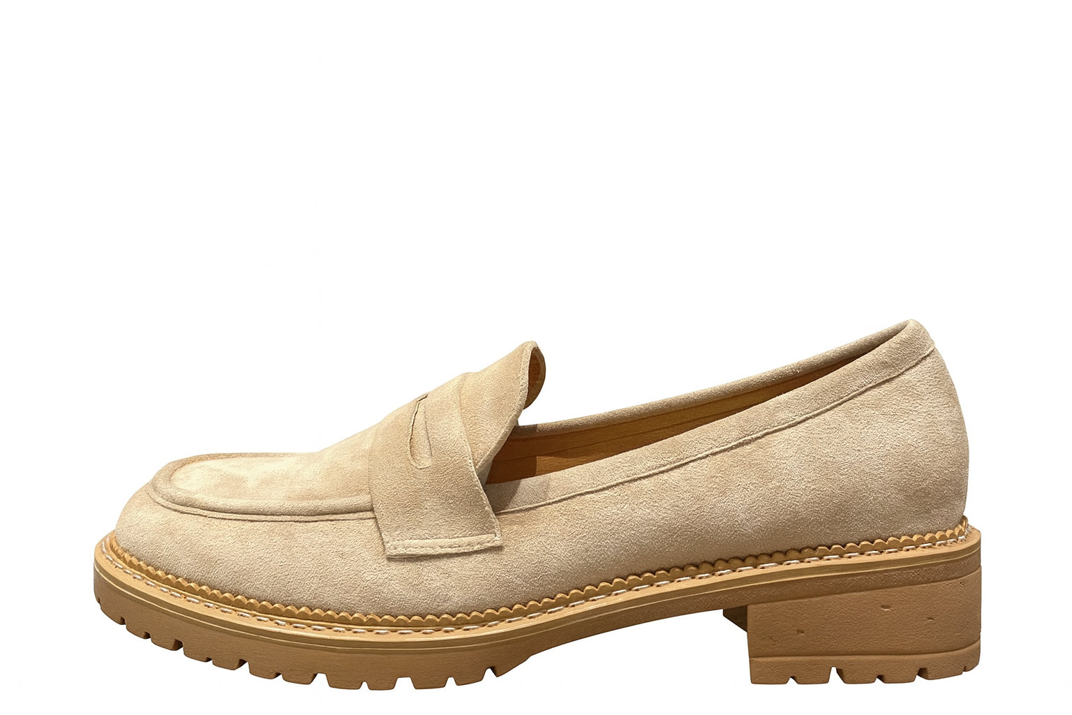 Mocassins noirs en daim avec semelle contrastée