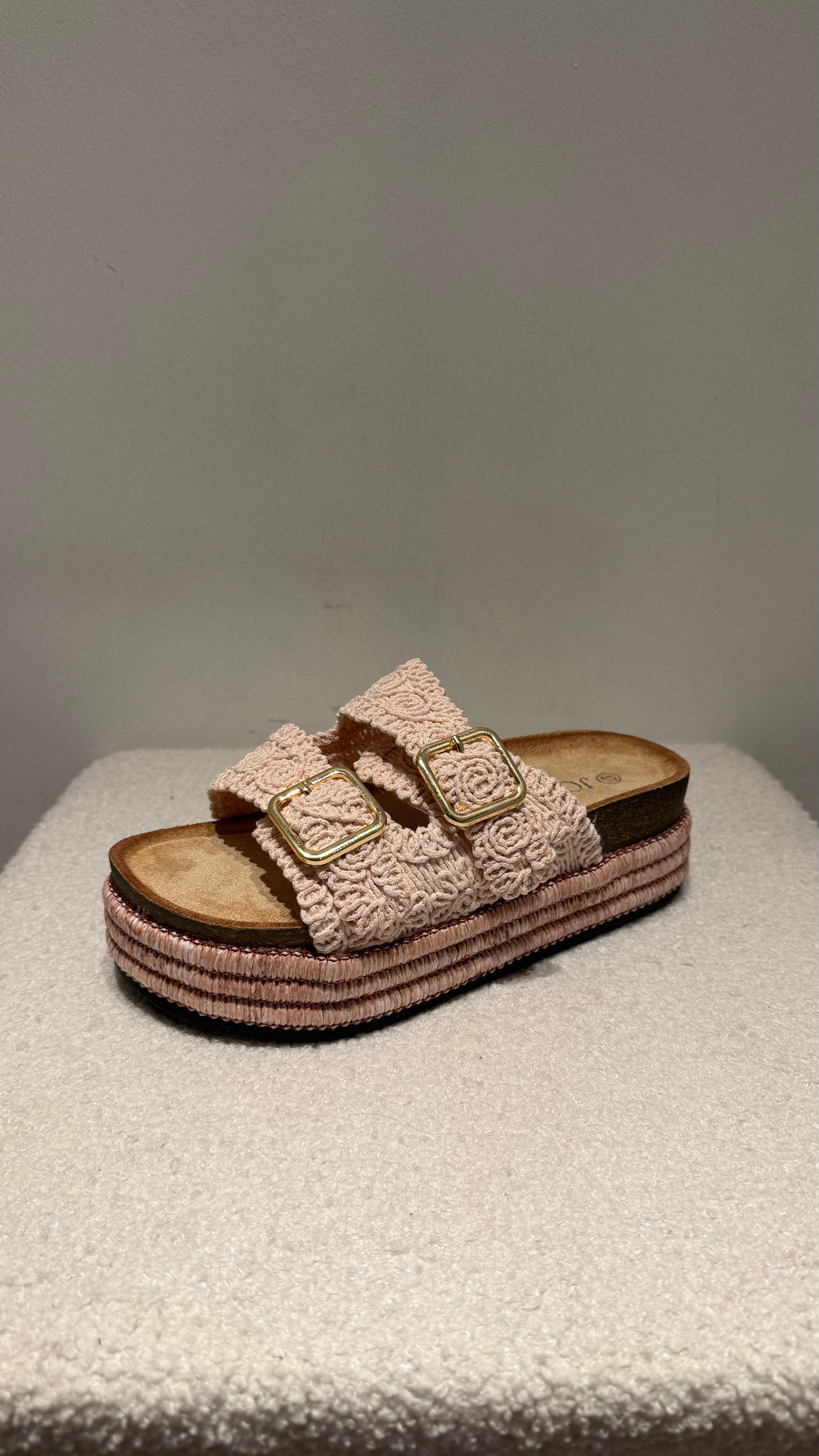 Mules plateforme crochet boucles dorées – Kiffeur