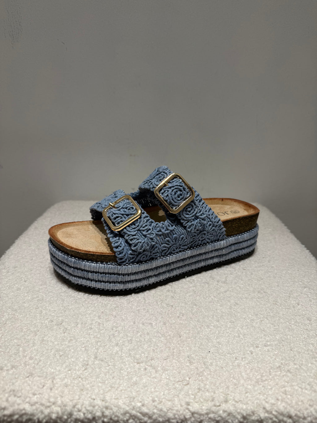 Mules plateforme crochet boucles dorées – Kiffeur