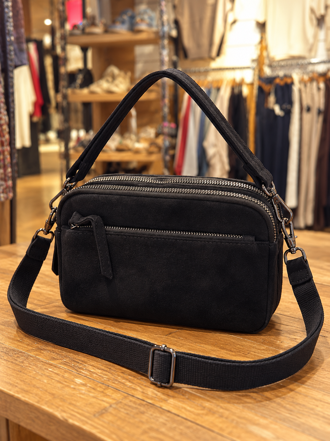 Sac bandoulière femme noir multipoches effet suédine – KIFFEUR
