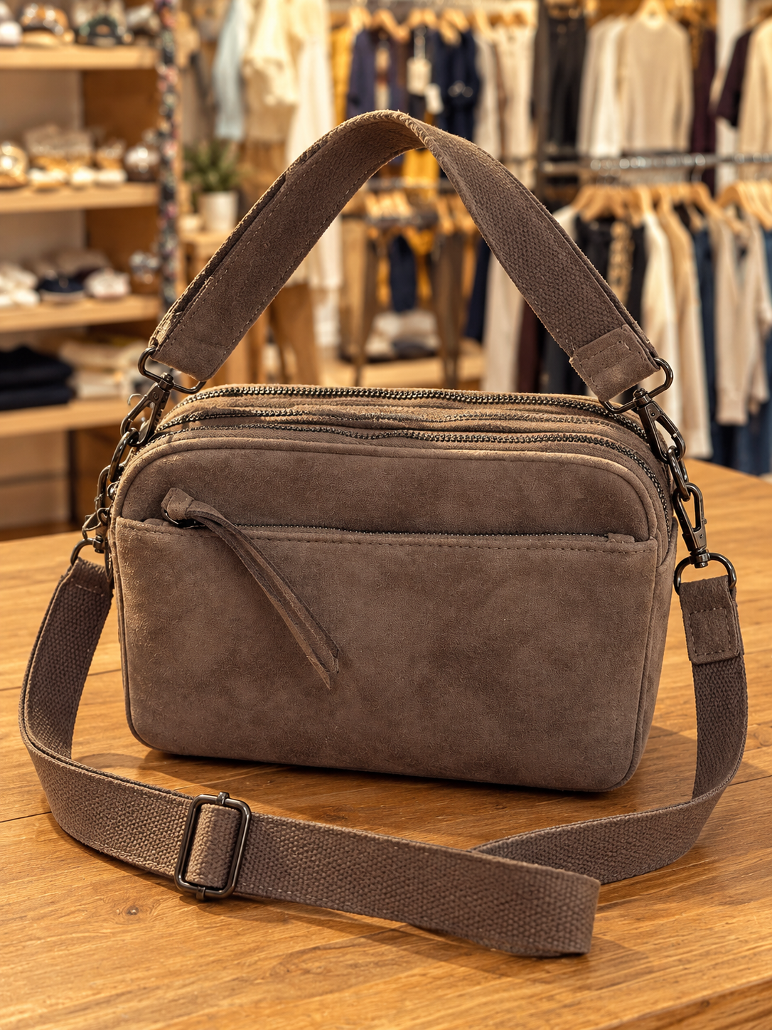 Sac bandoulière femme taupe multipoches effet suédine – KIFFEUR