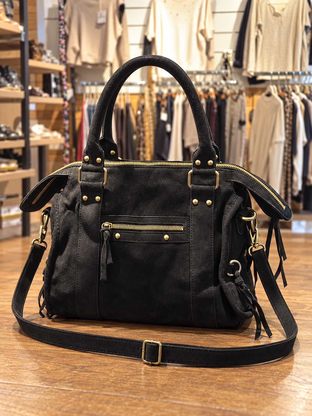 Sac à main effet suédine noir avec bandoulière – KIFFEUR
